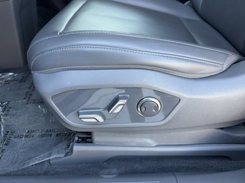 Used 2024 Kia EV9 Light RWD image 34