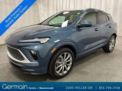 Used 2025 Buick Encore GX Avenir w/ Avenir Convenience Package image 4