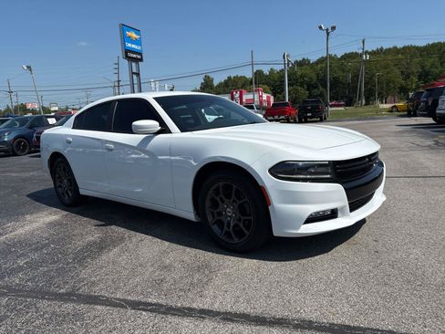 Used 2018 Dodge Charger GT AWD/4WD image 7