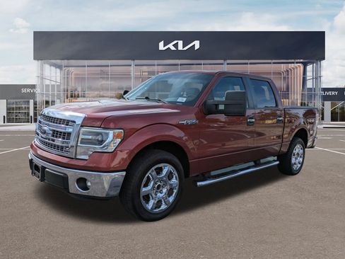 Used 2014 Ford F150 XLT w/ Equipment Group 302A Luxury RWD image 6