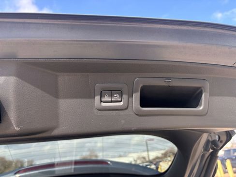 Used 2025 MAZDA CX-50 2.5 Hybrid w/ Premium Plus Pkg image 23