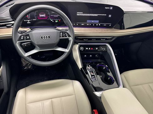 Used 2025 Audi Q5 Premium AWD/4WD image 14