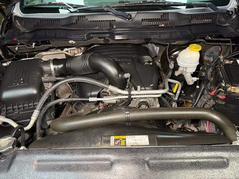 Used 2018 RAM 1500 Lone Star image 49