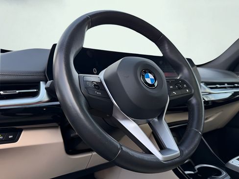 Used 2025 BMW X1 xDrive28i w/ Convenience Package AWD/4WD image 63
