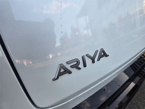 Used 2024 Nissan Ariya AWD image 13