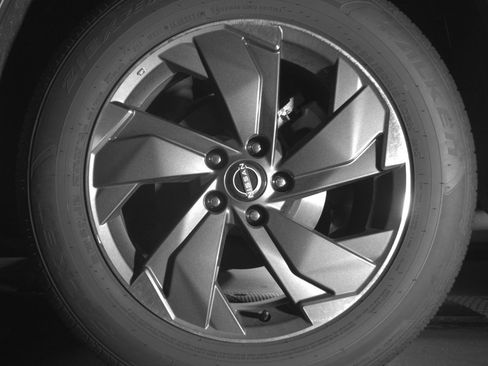 Used 2025 Nissan Rogue SV FWD image 14