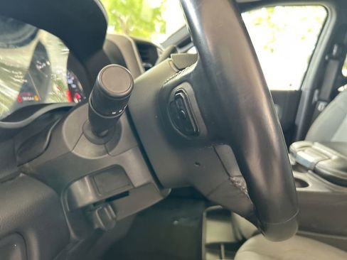 Certified 2024 RAM 2500 Big Horn AWD/4WD image 37