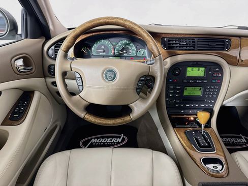 Used 2003 Jaguar S-TYPE 4.2 RWD image 24