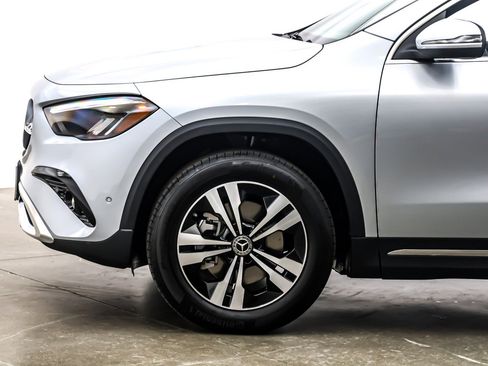 New 2026 Mercedes-Benz GLA 250 image 10