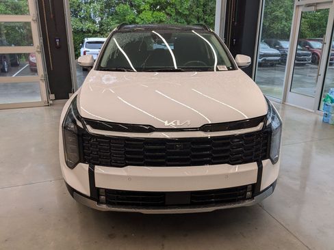 New 2026 Kia Sportage SX FWD image 2
