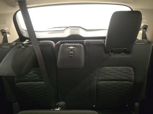 Used 2025 Nissan Pathfinder SV AWD/4WD image 20