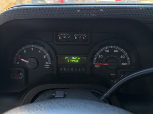 Used 2019 Ford E-350 and Econoline 350 Super Duty image 24