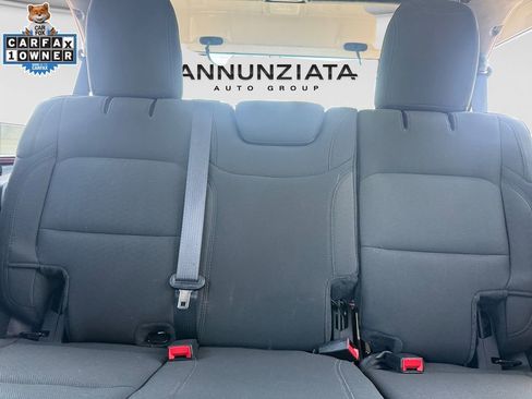 Used 2022 Jeep Wrangler Unlimited Sport AWD/4WD image 16