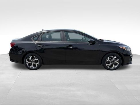 Used 2020 Kia Forte LXS FWD image 8