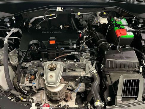 Used 2024 Honda HR-V Sport image 36