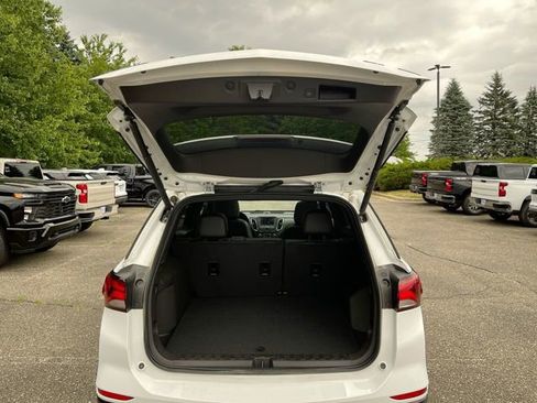 Used 2024 Chevrolet Equinox RS AWD/4WD image 26