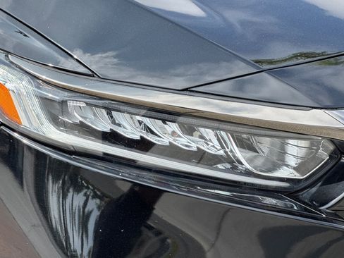 Used 2019 Honda Accord Sport image 12
