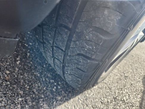 Used 2016 Honda Pilot Touring image 23