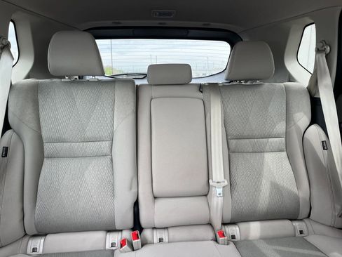 Used 2025 Nissan Rogue SV AWD/4WD image 40