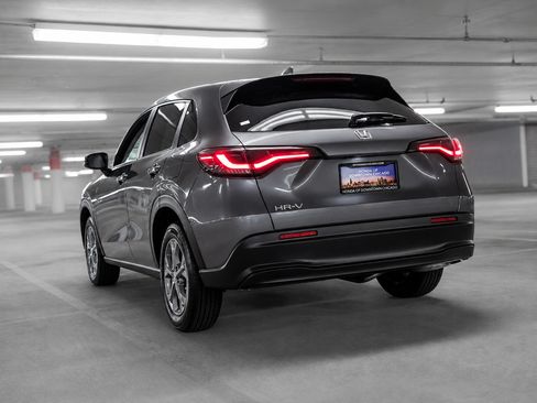 Used 2026 Honda HR-V LX image 5