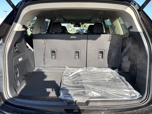 New 2026 Subaru Ascent Limited Bronze image 13