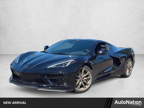 Used 2025 Chevrolet Corvette Stingray Preferred Cpe w/ 2LT RWD image 1