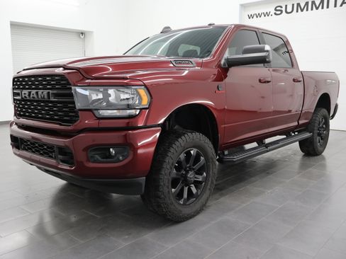 Used 2022 RAM 2500 Big Horn w/ Night Edition image 7