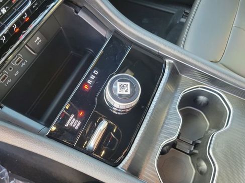New 2025 Jeep Grand Cherokee Limited image 28