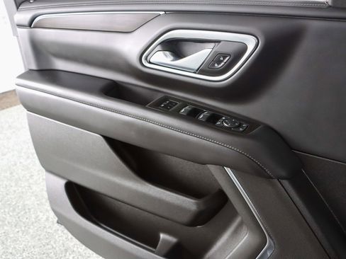 Used 2022 Chevrolet Tahoe Z71 w/ Luxury Package image 25