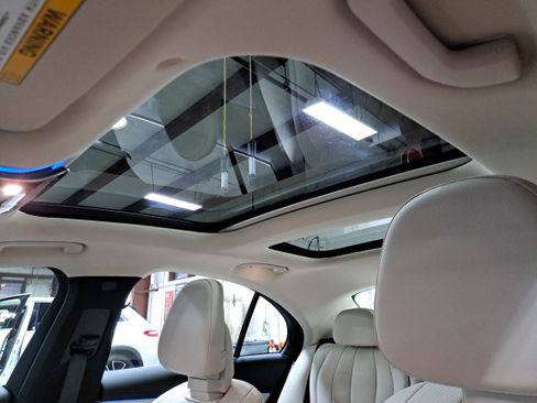 Used 2026 Mercedes-Benz E 350 4MATIC Sedan image 32