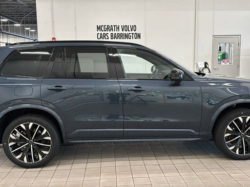 New 2026 Volvo XC90 T8 Ultra w/ Protection Package AWD/4WD image 4