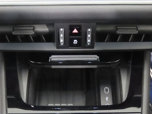 Certified 2026 Porsche Cayenne S AWD/4WD image 29