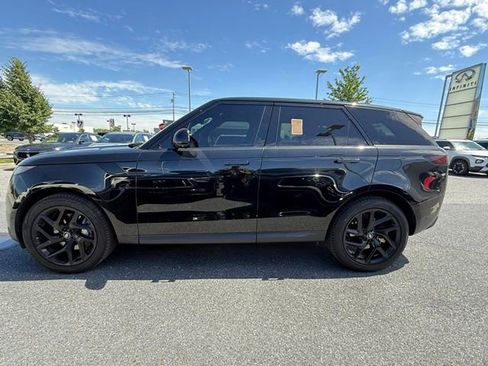 Used 2025 Land Rover Range Rover Sport SE AWD/4WD image 7