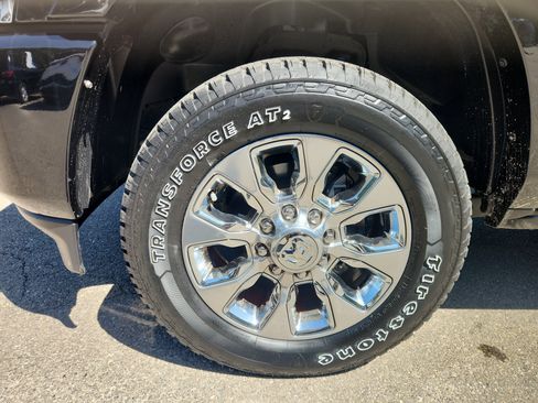 Used 2021 RAM 2500 Limited AWD/4WD image 45