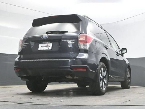 Used 2017 Subaru Forester 2.5i Premium AWD/4WD image 37