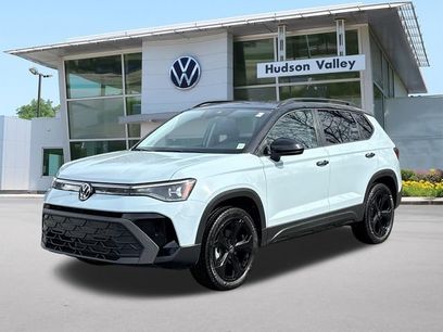 Certified 2025 Volkswagen Taos SE
