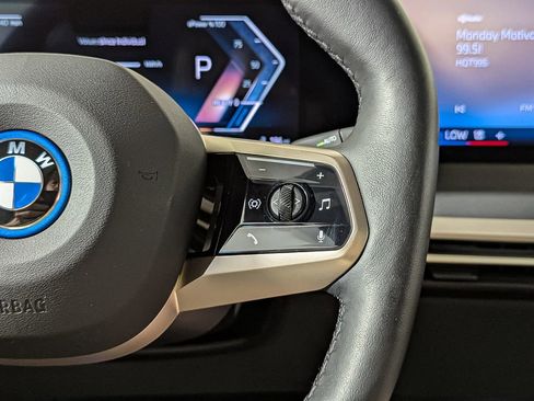 Certified 2025 BMW iX xDrive50 image 30