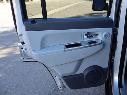 Used 2008 Jeep Liberty Limited image 24