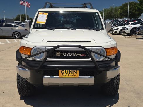 Used 2014 Toyota FJ Cruiser 4WD w/ Convenience Package image 8