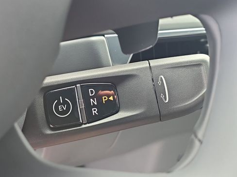 New 2026 Kia EV9 Land AWD/4WD image 28