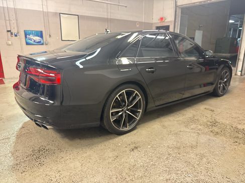 Used 2017 Audi S8 Plus AWD/4WD image 8
