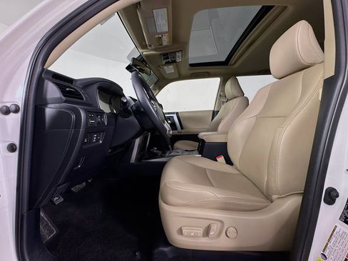 Certified 2023 Toyota 4Runner Limited AWD/4WD image 22