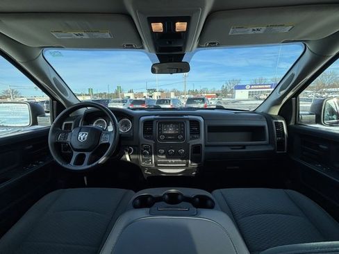 Used 2017 RAM 1500 Express w/ Express Value Package image 20