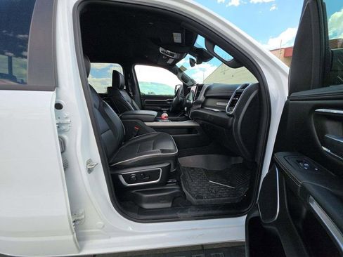 Used 2025 RAM 1500 Laramie w/ Sport Appearance Package AWD/4WD image 5