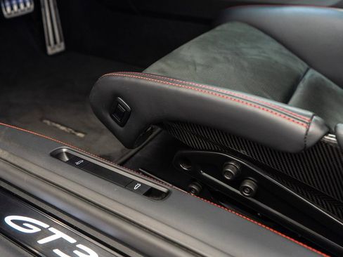 Used 2024 Porsche 911 GT3 image 35