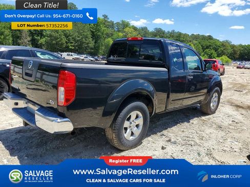 Used 2012 Nissan Frontier SV RWD image 4