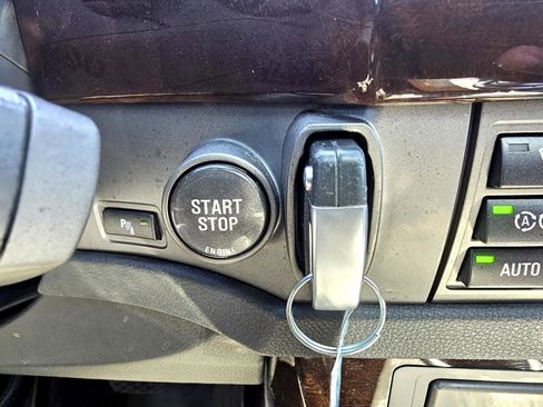 Used 2003 BMW 745Li image 34