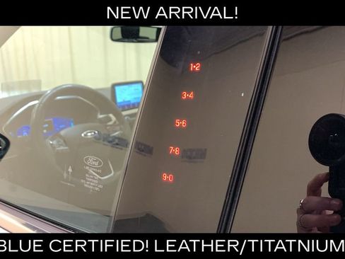 Certified 2022 Ford Escape Titanium w/ Titanium Elite Package AWD/4WD image 27