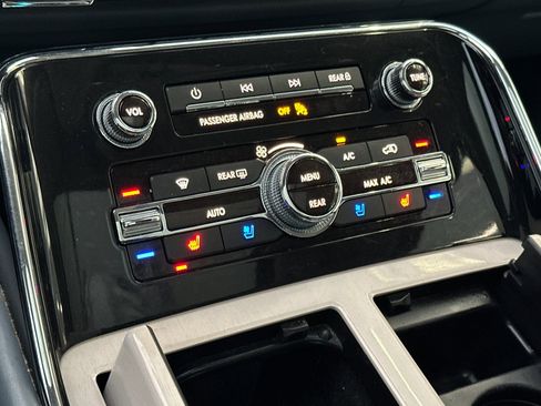 Used 2018 Lincoln Navigator L Black Label image 21