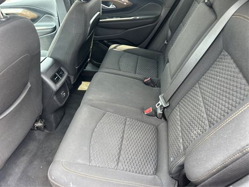 Used 2021 GMC Terrain SLE w/ Driver Convenience Package AWD/4WD image 12